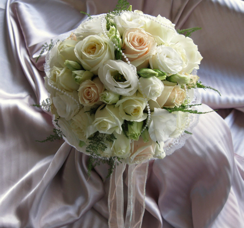 סידורי פרחים לחתן ולכלה